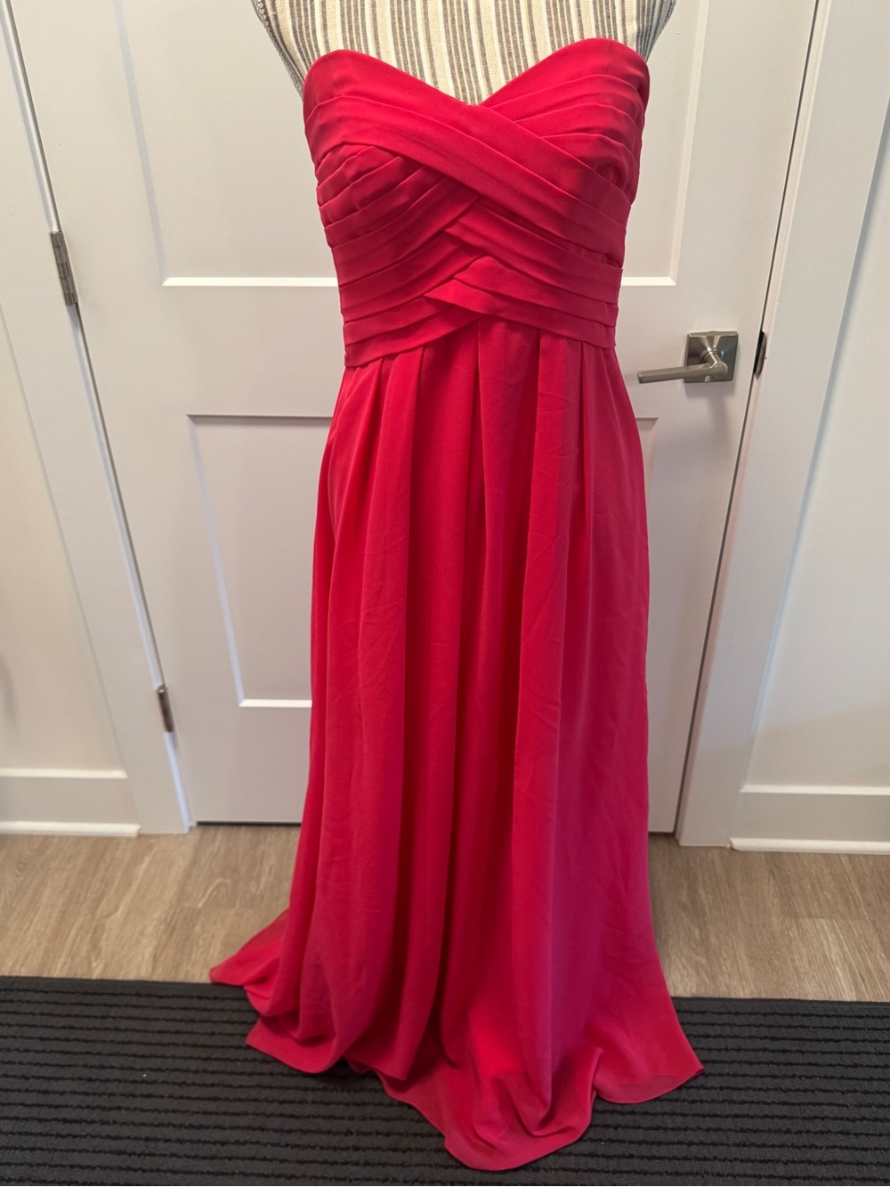 SORELLA VITA Bright Pink Strapless Evening Gown